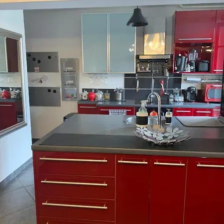 Appartement Moderne Menton Apartment